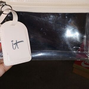 it cosmetics Clear Makeup Pouch with Pale Pink Trim and Tag